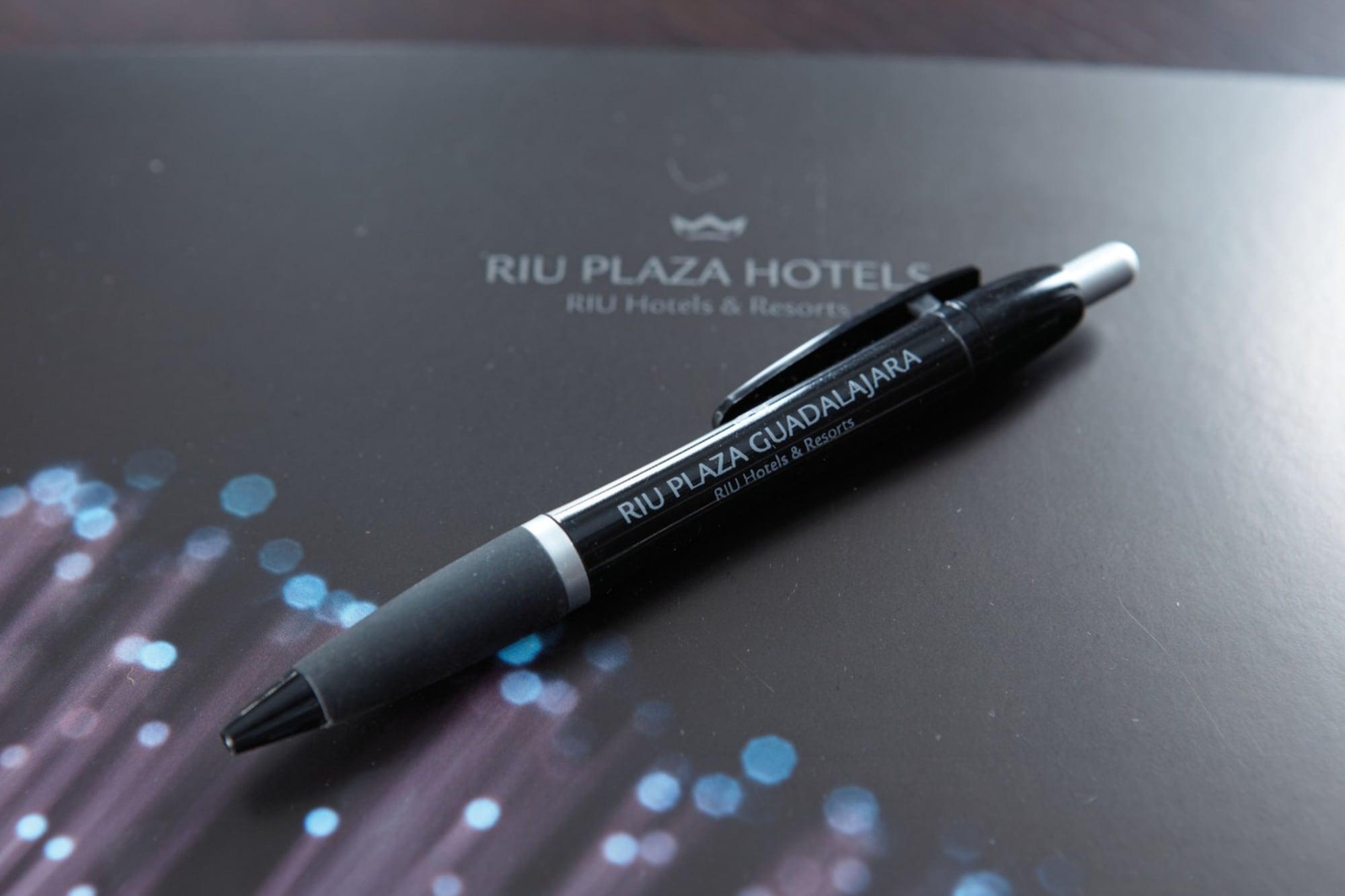 Riu Plaza Guadalajara Hotel Екстериор снимка