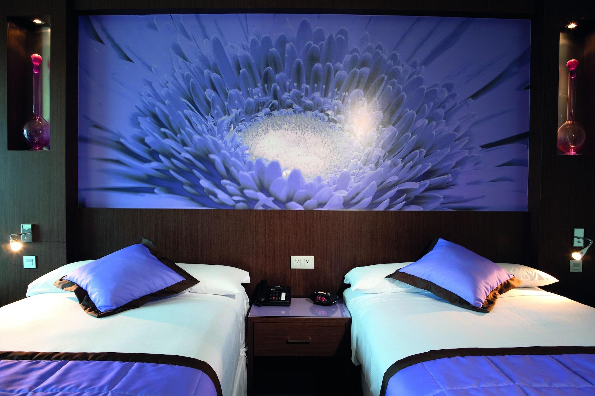 Riu Plaza Guadalajara Hotel Екстериор снимка