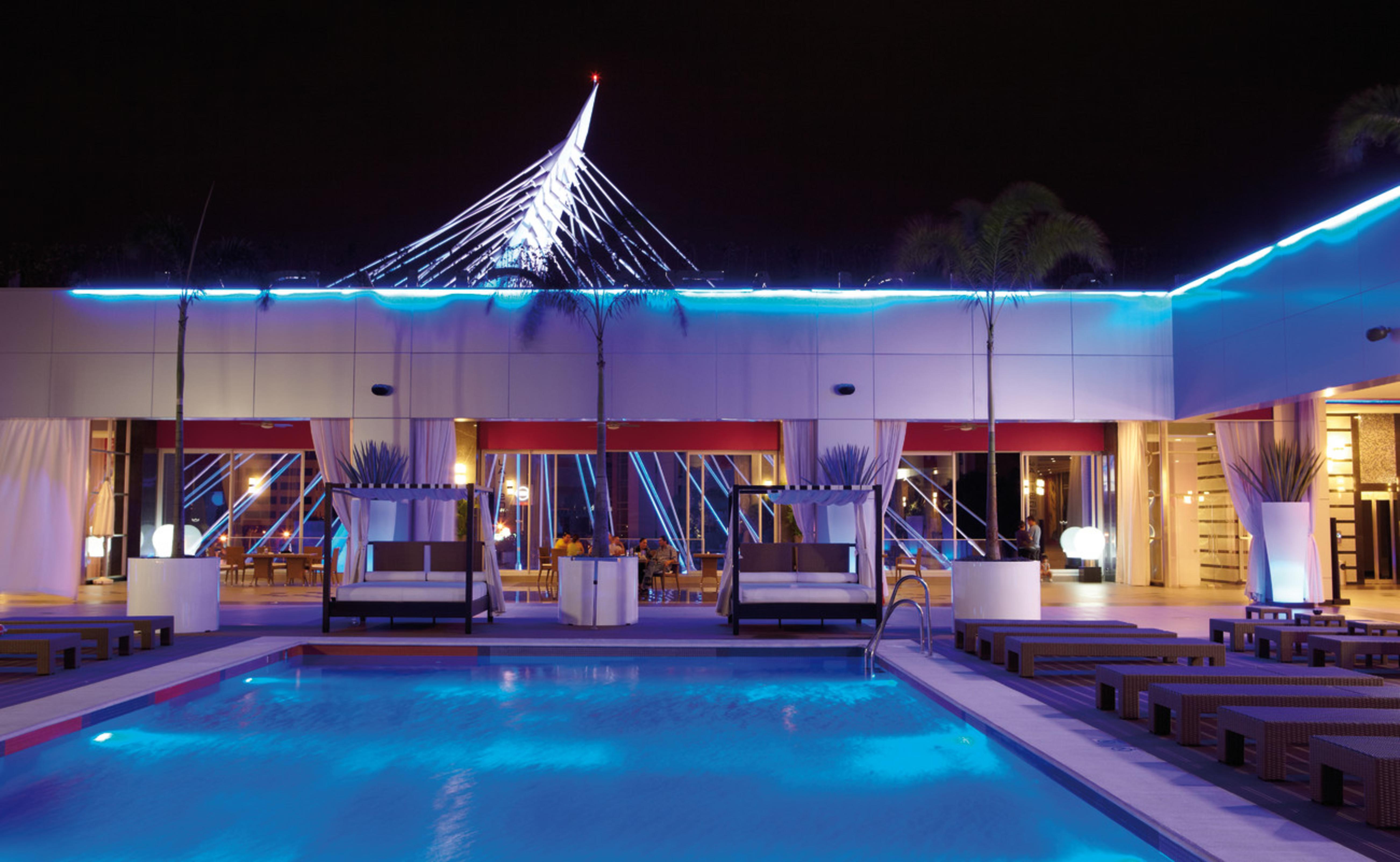 Riu Plaza Guadalajara Hotel Екстериор снимка