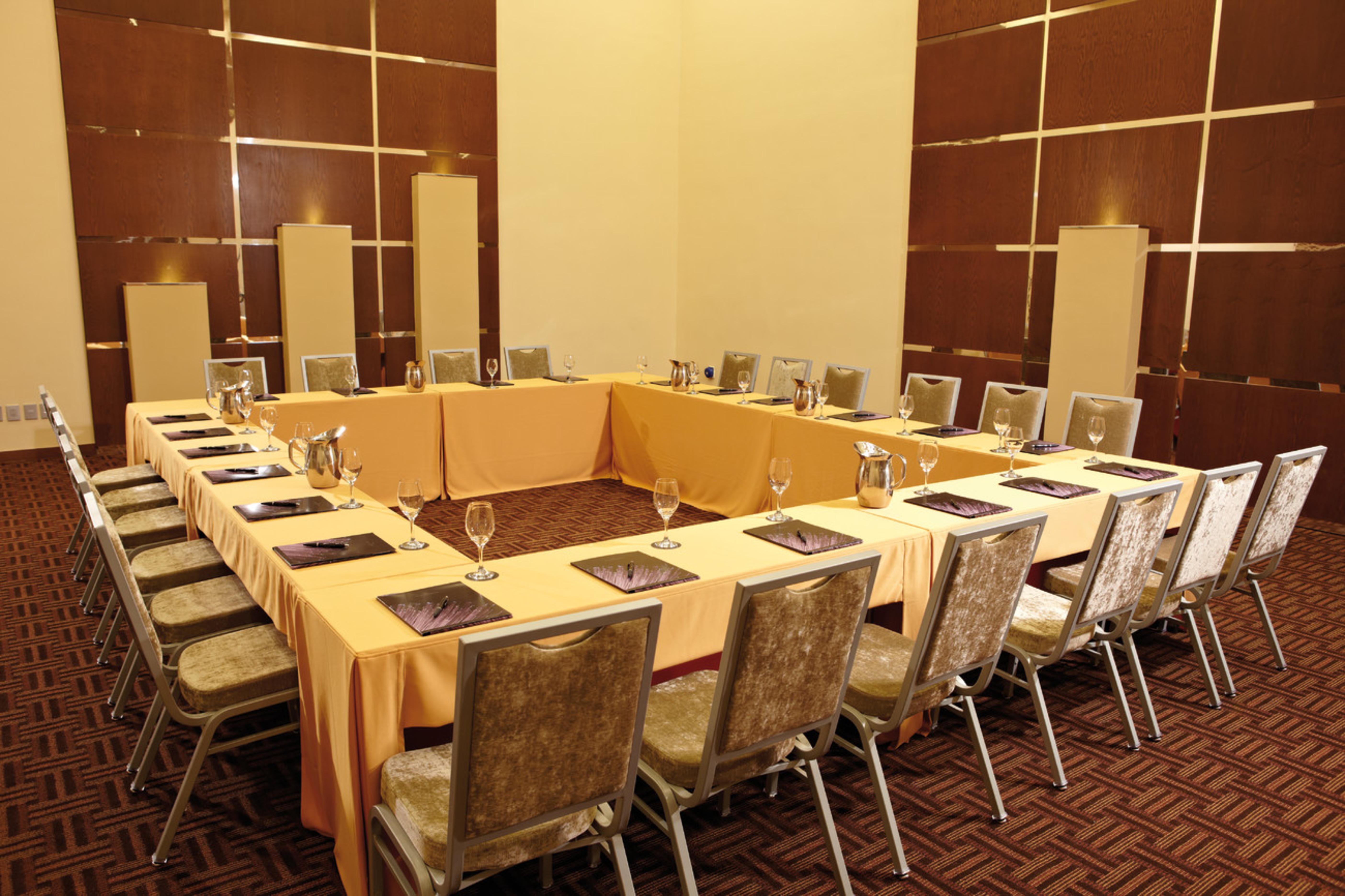 Riu Plaza Guadalajara Hotel Екстериор снимка