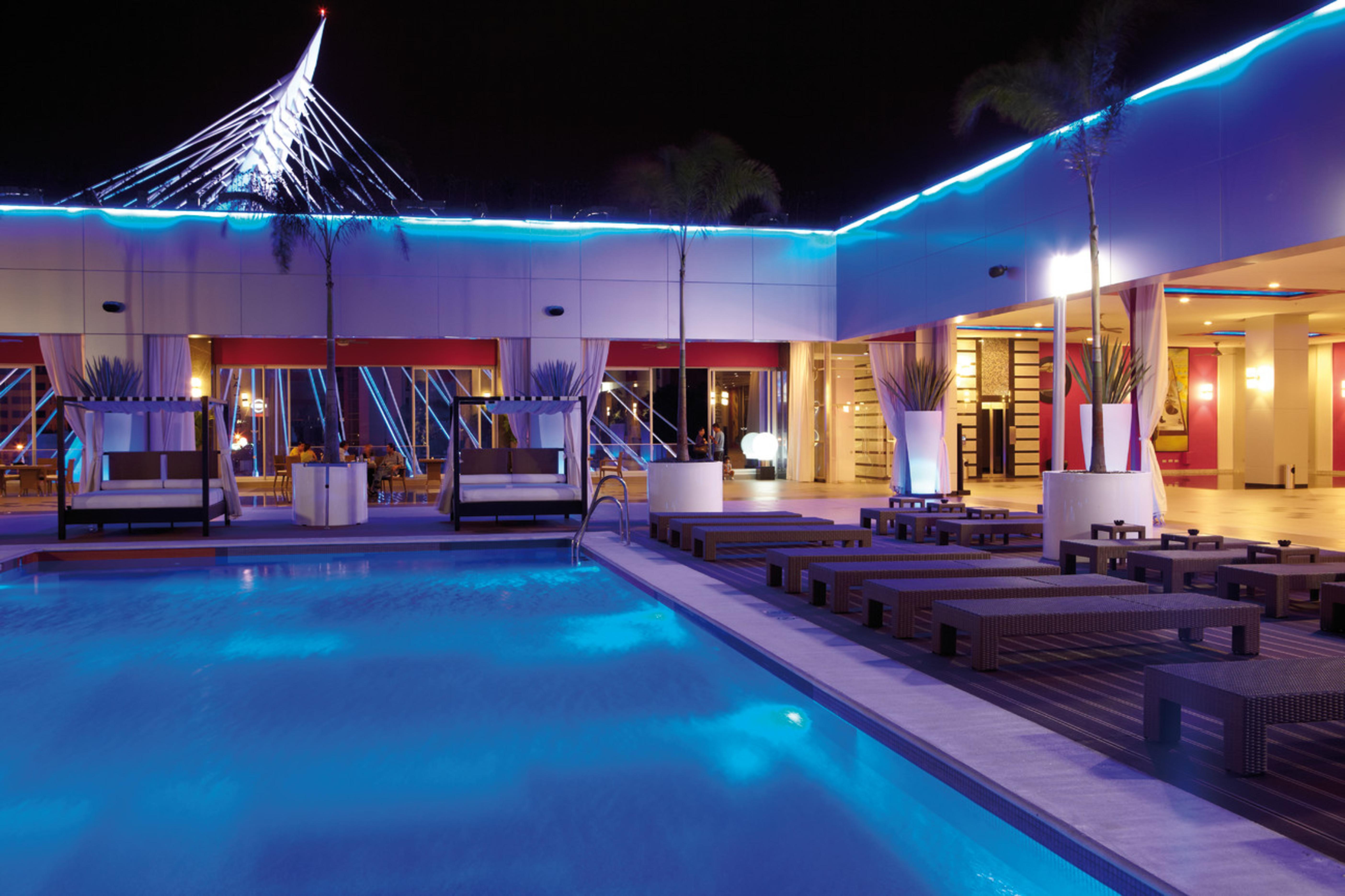 Riu Plaza Guadalajara Hotel Екстериор снимка